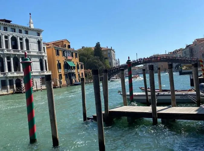Dimora Contarini Charm Apartment On Grand Canal